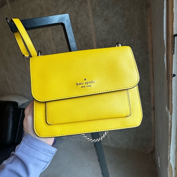 Kate Spade Remi Flap Sunflower Yellow Leather Crossbody Gold Chain Strap - Picture 4 of 13